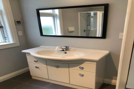 Photo of property in 30b Sutherland Crescent, Melrose, Wellington, 6023