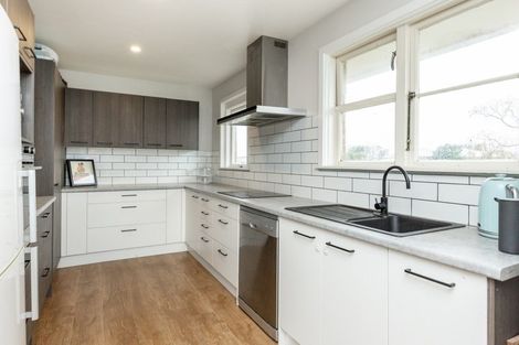 Photo of property in 82 Barker Road, Marewa, Napier, 4110