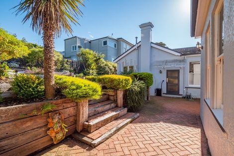 Photo of property in 99 Eglinton Road, Mornington, Dunedin, 9011