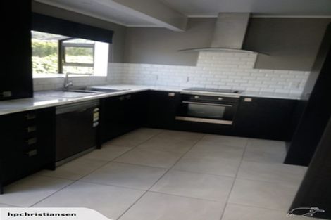 Photo of property in 1/73 Rosedale Road, Pinehill, Auckland, 0632