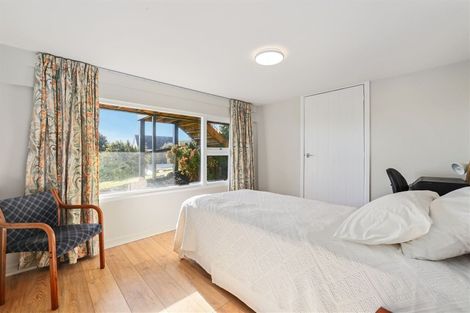 Photo of property in 40 Cannon Hill Crescent, Mount Pleasant, Christchurch, 8081