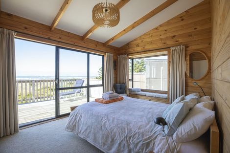 Photo of property in 75 Blue Pacific Parade, Riversdale Beach, Masterton, 5872