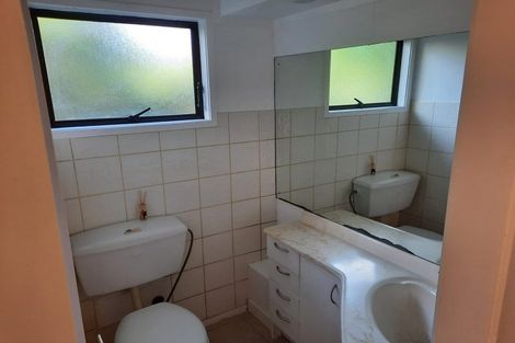 Photo of property in 23 Pluto Place, Beach Haven, Auckland, 0626