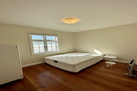 Photo of property in 163 Marine Parade, Seatoun, Wellington, 6022