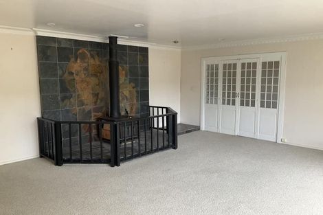 Photo of property in 302 Pine Valley Road, Dairy Flat, Silverdale, 0992