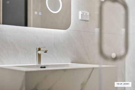 Photo of property in 25 Jandell Crescent, Bucklands Beach, Auckland, 2014