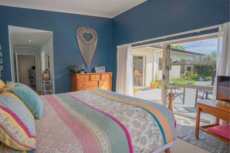 Photo of property in 47 Oteki Park Drive, Welcome Bay, Tauranga, 3112