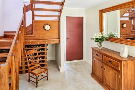 Photo of property in 14 Waitohu Road, York Bay, Lower Hutt, 5013