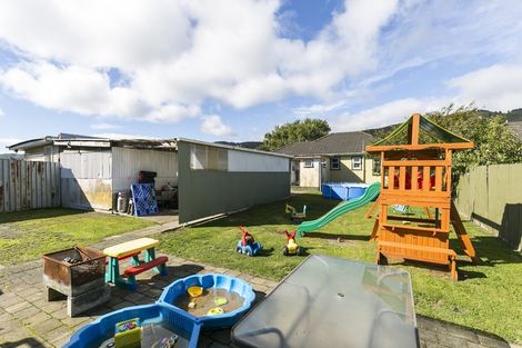 Photo of property in 61 Wellington Road, Wainuiomata, Lower Hutt, 5014