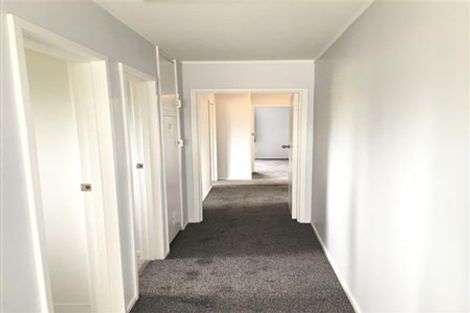 Photo of property in 49 Bader Drive, Mangere, Auckland, 2022