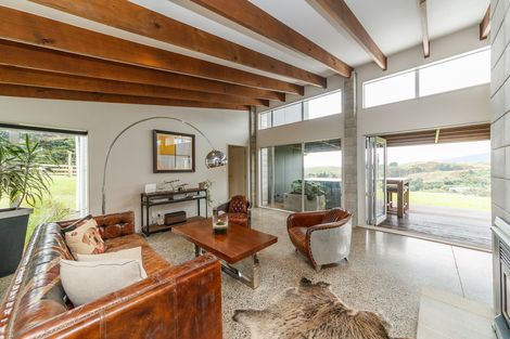 Photo of property in 62 Kereru Drive, Turitea, Palmerston North, 4472