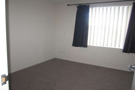 Photo of property in 5/23 Opito Way, East Tamaki, Auckland, 2013