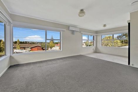 Photo of property in 1/11 Manuka Road, Bayview, Auckland, 0629