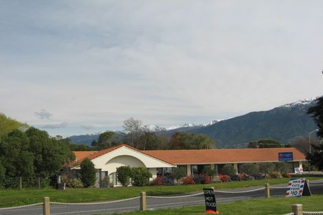 Photo of property in 239 Beach Road, Kaikoura, 7300
