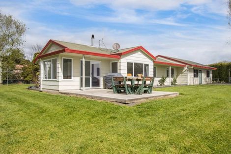 Photo of property in 19 Henry Road, Katikati, 3129