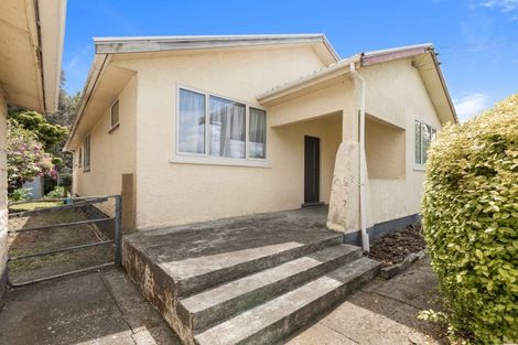 Photo of property in 10 Oturi Road, Waverley, 4510