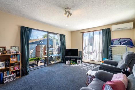 Photo of property in 3 Kinross Street, Hei Hei, Christchurch, 8042
