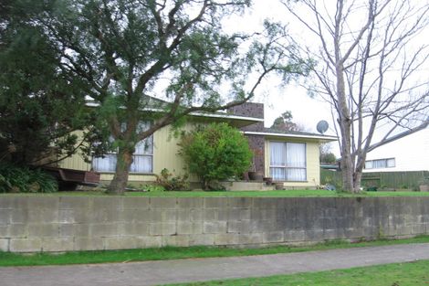 Photo of property in 41 Rhodes Drive, Kelvin Grove, Palmerston North, 4414
