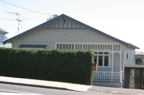 Photo of property in 185 Mokoia Road, Birkenhead, Auckland, 0626