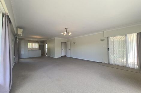 Photo of property in 1/32 Matuhi Rise, Henderson, Auckland, 0612