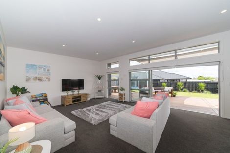 Photo of property in 2a Pharazyn Street, Feilding, 4702