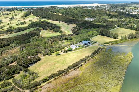Photo of property in 56 Thelma Road, Mangawhai Heads, Mangawhai, 0505