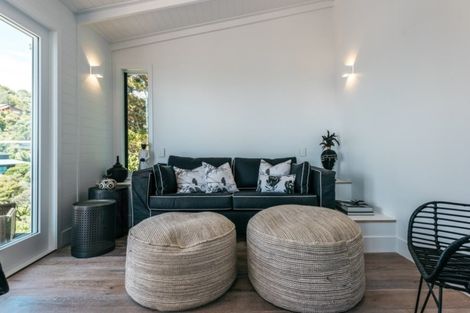 Photo of property in 31 Miro Road, Palm Beach, Waiheke Island, 1081