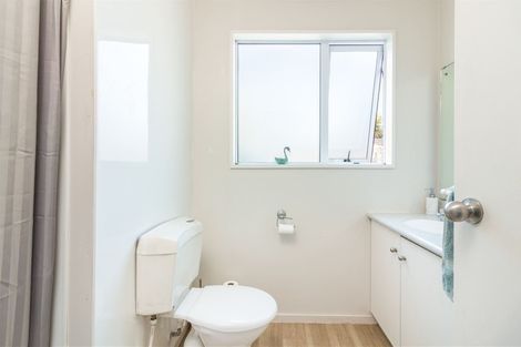 Photo of property in 49a Strowan Road, Strowan, Christchurch, 8052