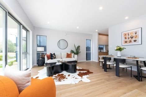 Photo of property in 11 Yellow Pear Lane, Karaka, 2578