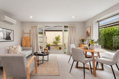 Photo of property in 2/70 Saint Martins Road, Saint Martins, Christchurch, 8022