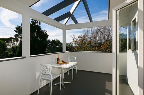 Photo of property in 29 Karaka Street, Merrilands, New Plymouth, 4312