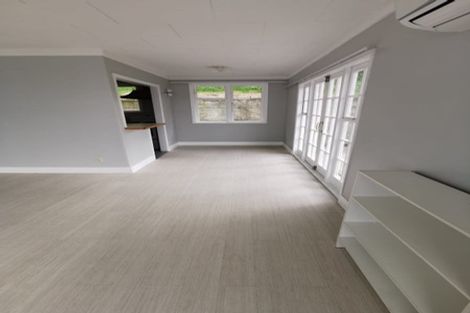 Photo of property in 10 Korokoro Road, Korokoro, Lower Hutt, 5012