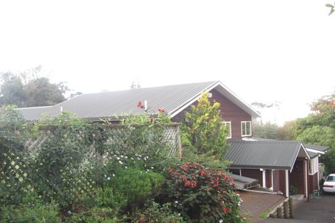 Photo of property in 18 Gibson Place, Mellons Bay, Auckland, 2014