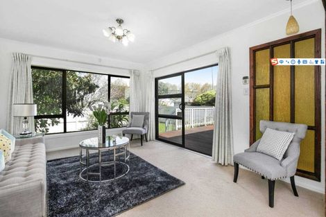 Photo of property in 18 Carbine Road, Mount Wellington, Auckland, 1060