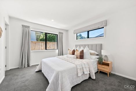 Photo of property in 33c Gemstone Drive, Birchville, Upper Hutt, 5018