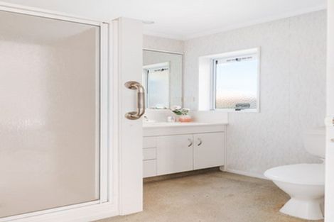 Photo of property in 215 Gloucester Road, Mount Maunganui, 3116