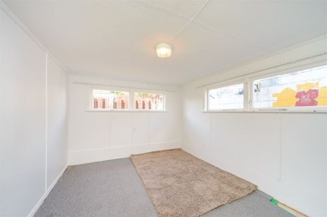 Photo of property in 42 Pitama Road, Awapuni, Palmerston North, 4412