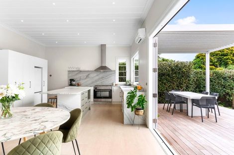 Photo of property in 51 Paice Avenue, Sandringham, Auckland, 1025