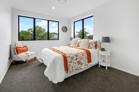 Photo of property in 27 The Boulevard, Sunnyhills, Auckland, 2010