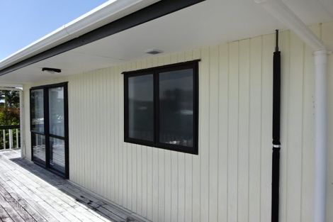 Photo of property in 48a Brixton Road, Manly, Whangaparaoa, 0930