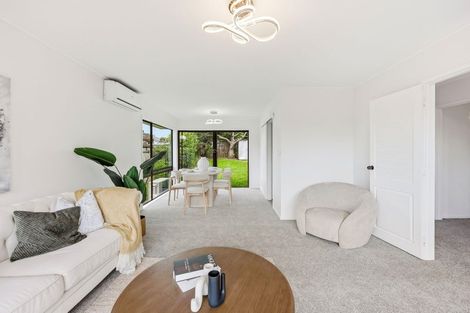 Photo of property in 178 Prince Regent Drive, Farm Cove, Auckland, 2012