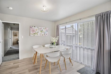 Photo of property in 17a Trevor Hosken Drive, Wiri, Auckland, 2104