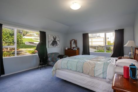 Photo of property in 17 Calvert Place, Shiel Hill, Dunedin, 9013