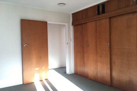 Photo of property in 122 Kings Crescent, Hutt Central, Lower Hutt, 5010