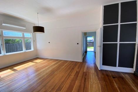 Photo of property in 207 High Street, Dannevirke, 4930