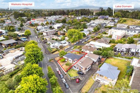 Photo of property in 8 Pembroke Lane, Hamilton Lake, Hamilton, 3204