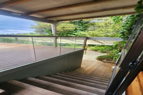 Photo of property in 251 Glengarry Road, Glen Eden, Auckland, 0602