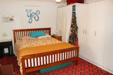 Photo of property in 72 Sutherland Street, Dunedin Central, Dunedin, 9016