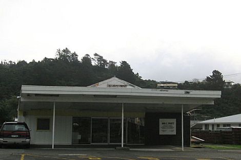 Photo of property in 394 Stokes Valley Road, Stokes Valley, Lower Hutt, 5019