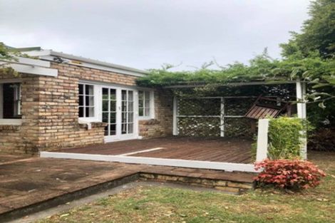 Photo of property in 17 Dudding Avenue, Northcote, Auckland, 0627